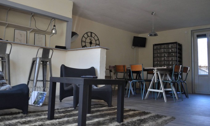 Le Creusot Maison | Gïte l'Atelier de Maëla, style indus' au Ceusot pour 8 personnes