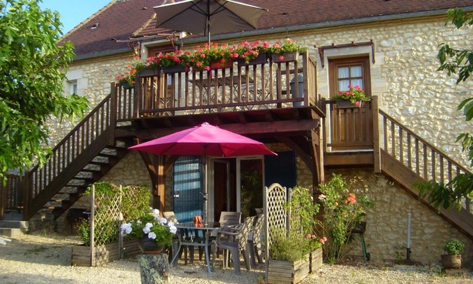 Thenon Appartement | GITE MASKALI