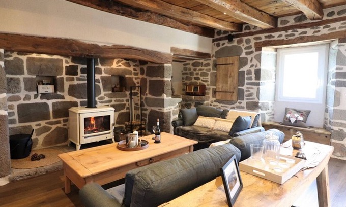 Moussages Cottage | Gite Moussages, 2 bedrooms, 5 persons