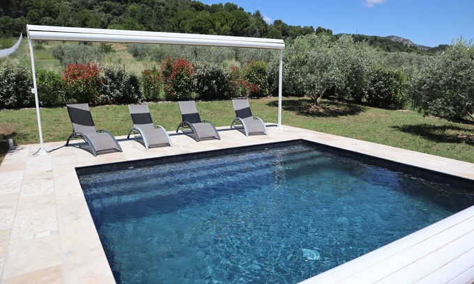 Manosque Cottage | Gite Oléa, entouré d'oliviers avec piscine privée