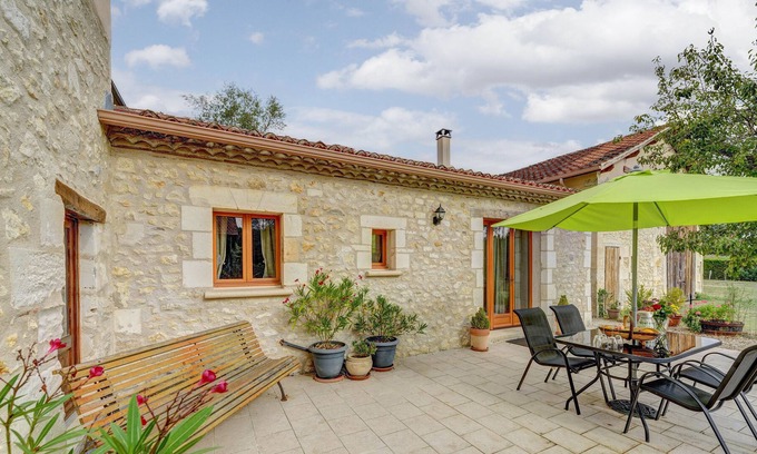 Ginestet Maison | gîte plein pieds à la campagne aux portes de Bergerac