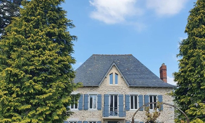 Rieupeyroux Maison | Gite Rieupeyroux, 4 bedrooms, 8 persons
