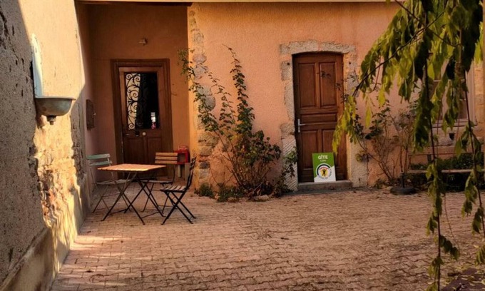 Saint-Haon-le-Chatel Cottage | Gîte Saint-Haon-le-Châtel, 4 pièces, 10 personnes