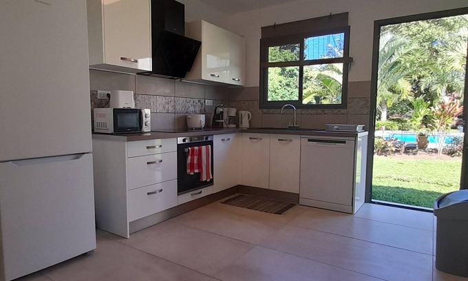 Saint-Philippe Cottage | Gite Saint-Philippe, 3 bedrooms, 6 persons