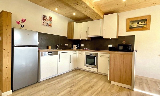 Septmoncel les Molunes Appartement | Gite Spacieux, Cosy, Tout Confort au Pied des Pistes