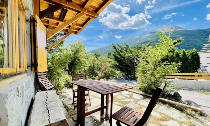 Forville Appartement | Gîte Studio With Terrace Close To The City!