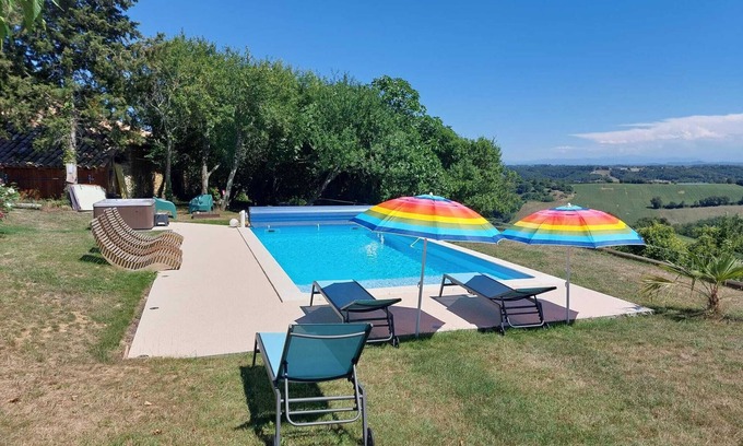 Saint-Frajou Appartement | gite le Néflier Domaine cap de Coste
