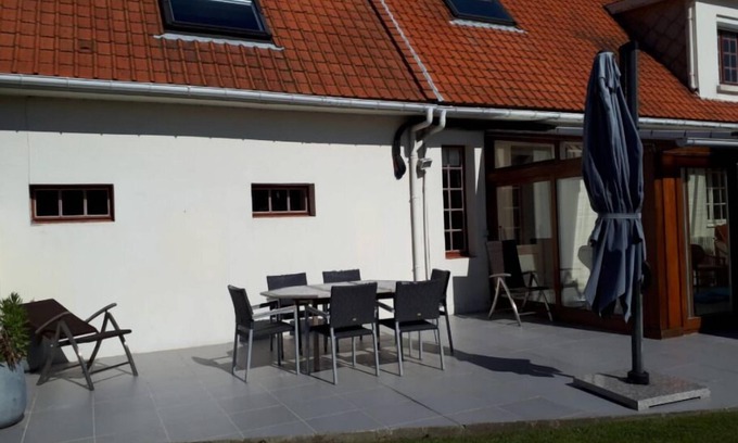 Audinghen Maison | Gite Troubadour 10 p piscine intérieure chauffée