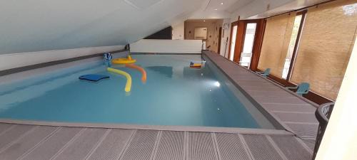 Audinghen Maison | Gite Troubadour - Cap Gris Nez - piscine