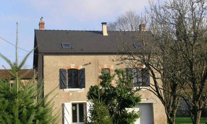 Urcay Cottage | Gite Urçay, 5 bedrooms, 8 persons