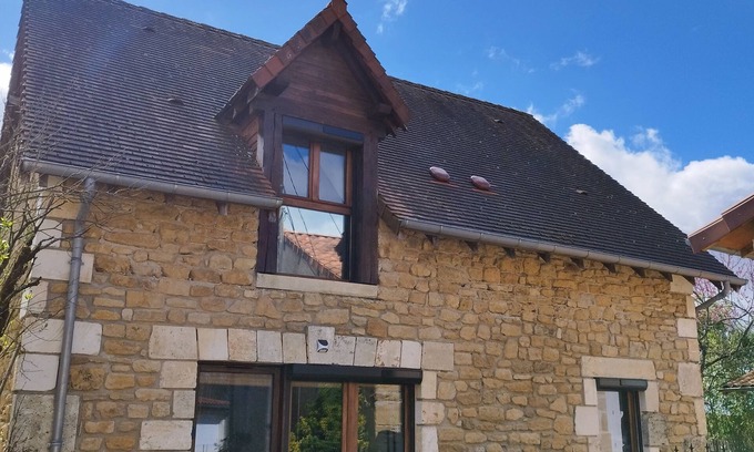 Eyzerac Maison | gite Vignotte en Périgord vert tout inclus,luxe,campagne,calme,jardin, piscine