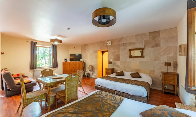 Arbigny Hôtel | Gîte avec jacuzzi