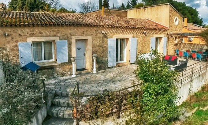 Grabels Maison | Gîte avec piscine et jacuzzi pour 15 personnes