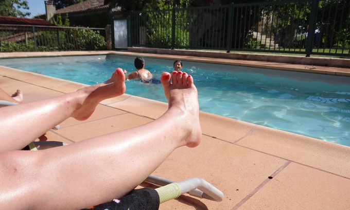 Eymet Cottage | Gîte avec piscine, campagne et wifi 8 personnes et 2 bébés, animaux de la ferme.