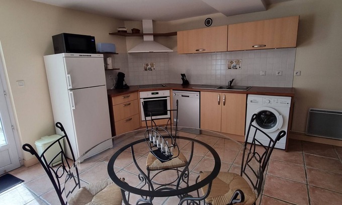 Archigny Maison | Gites "Merlinite"