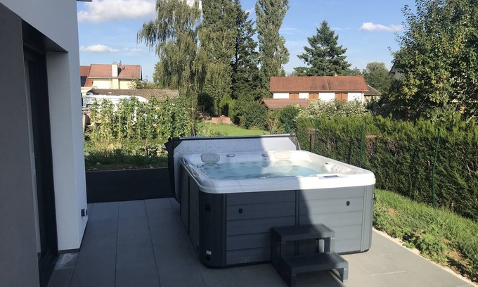 Gironcourt-sur-Vraine Appartement | Gite Tahiti