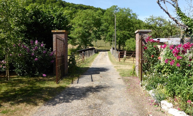 Blaru Autre | GIIVERNY-VERNON: Propriété dans Vallée Classée 3000m2 Jardin Calme