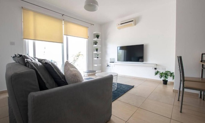 Lykabittos Appartement | Glabur Stays - The Master Atelier - Nicosia City