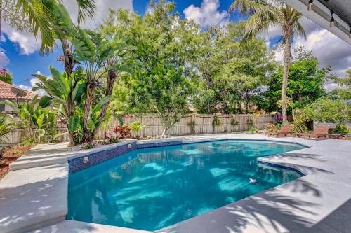 Greenview Shores Maison | Glamour House