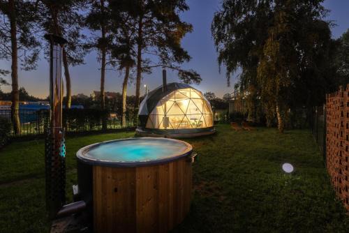 Smichov Autre | Glamping Escape Prague with Hot Tub and Vysehrad Castle View