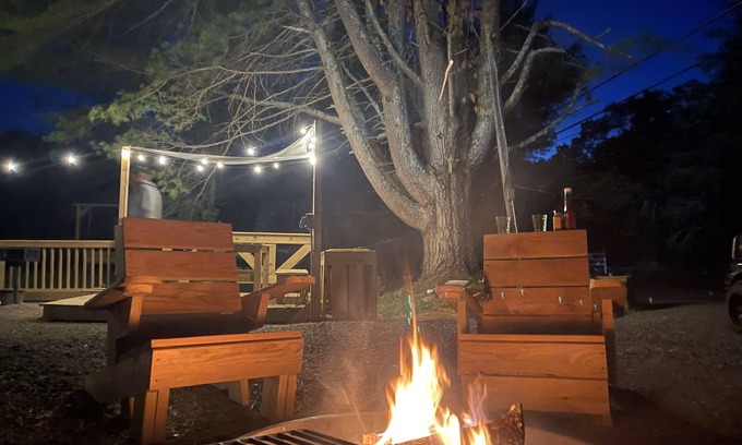 Cochecton Maison | Glamping in Vintage Airstream with modern comforts with private pond access.
