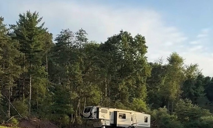 Augusta Maison | Glamping RV 1 Bed 1 Bath