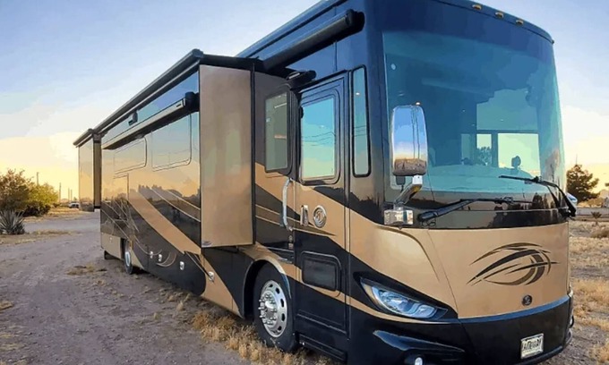 Kipling Location De VR | Glamplyfe in Cambridge: RV Site #4