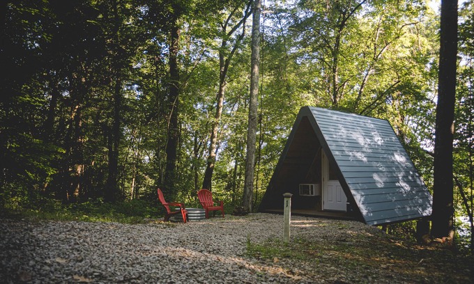 Kipling Location De VR | Glamplyfe Nature Experience: A-Frames in the Hills F2