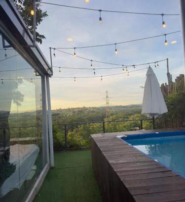 CSJDM Maison | Glass Cabin Secluded Overlooking Oasis with pool