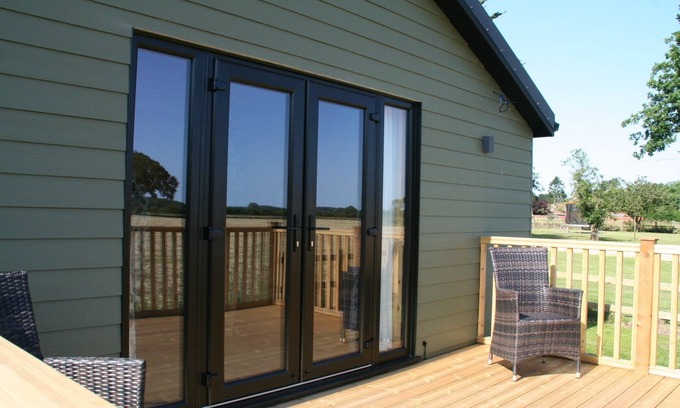 East Dereham Cabine | Glencraig - Cabin Hideaways Ltd