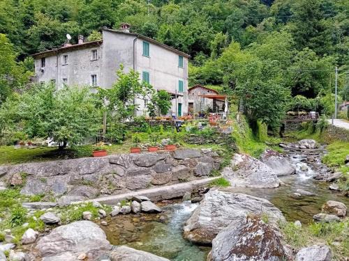 Stazzema Maison | Gli Orti di Mulina le Apuane con parcheggio privato e WiFi
