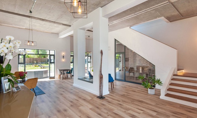 Sandbaai Maison | Glow Boutique Suites
