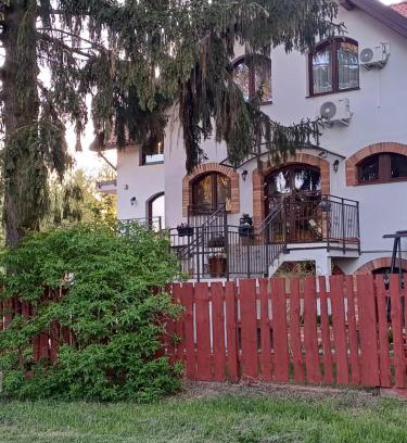 Orzysz Lit Et Petit-Déjeuner | Gościniec Twoje Mazury nad jeziorem Śniardwy tuż obok plaży