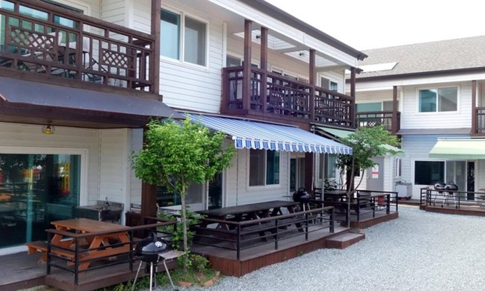 Goesan Maison | Goesan Byeolbit Pension