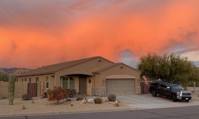 Gold Canyon Maison | Gold Canyon, Hot Tub, view of Superstition Mountains golfing, hiking, biking.