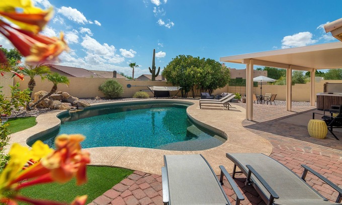 Gold Canyon Maison | Gold Canyon Peaceful Retreat - Private Pool & Hot Tub. Modern, cozy, tranquil!