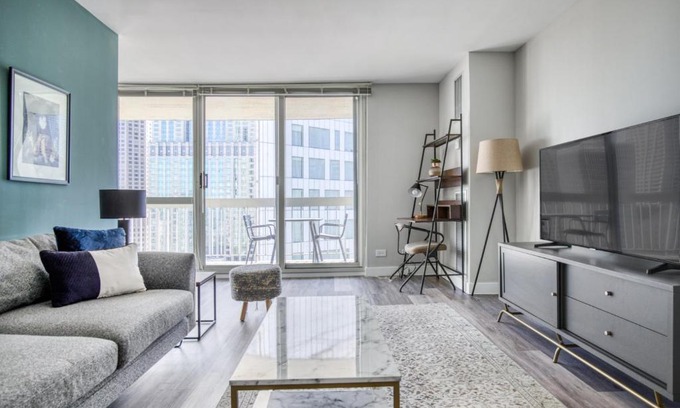 Rush and Division Appartement | Gold Coast 1BR w Gym Terrace nr Lake the L CHI-64