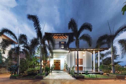 Dambulla Maison | Gold Crown Residence