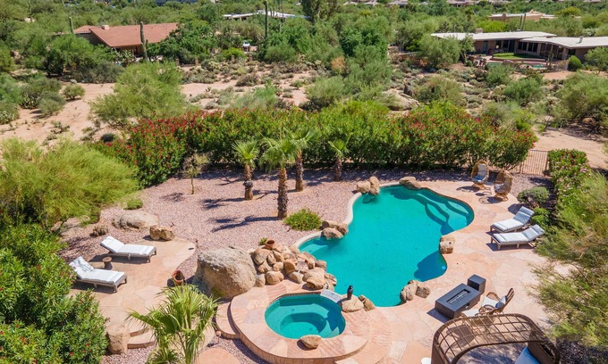 Carefree Villa | Golden Oasis by AvantStay | Luxe Desert Retreat, Incredible Design