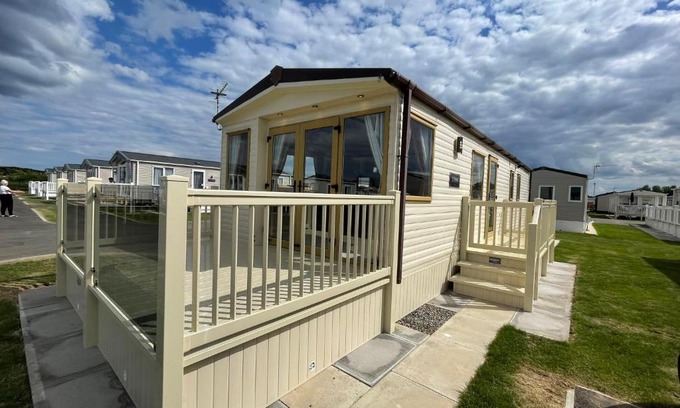 Chapel Saint Leonards Autre | Golden Palm Resort - St David - Coastal Caravan Breaks