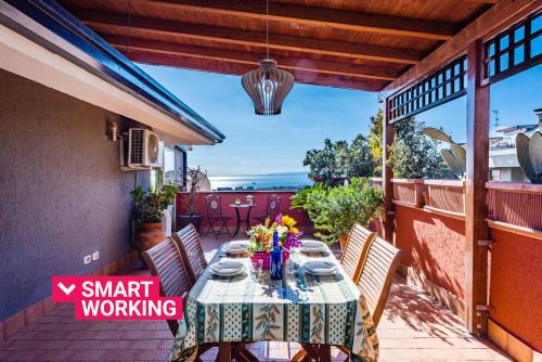 San Gregorio di Catania Appartement | Golden Park Apartment with Terrace by Wonderful Italy