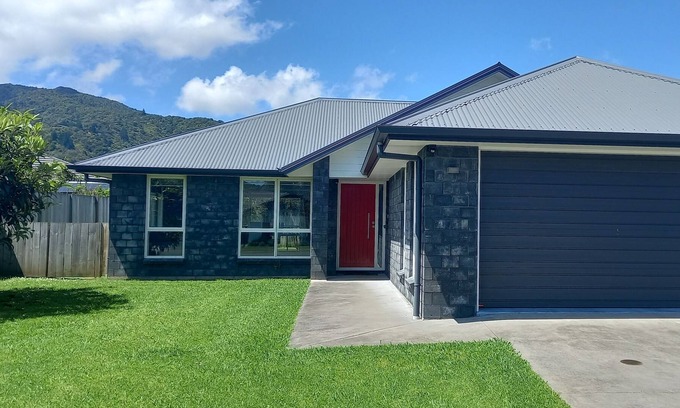 Coromandel Maison | Golden Shore Delight