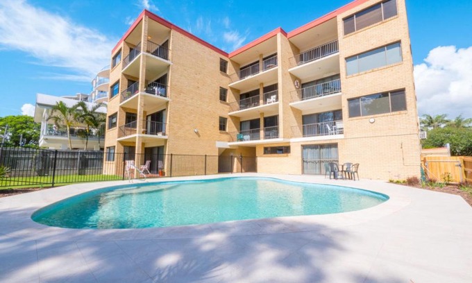 Golden Beach Appartement | Golden Shores Unit 1 21 Landsborough Parade