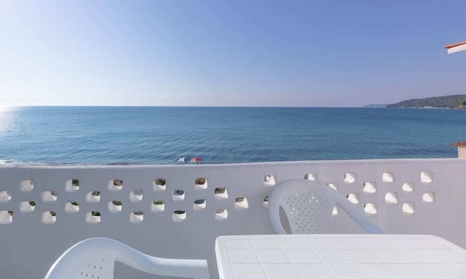Halkidiki Maison | Golden Sunset beachfront holiday home