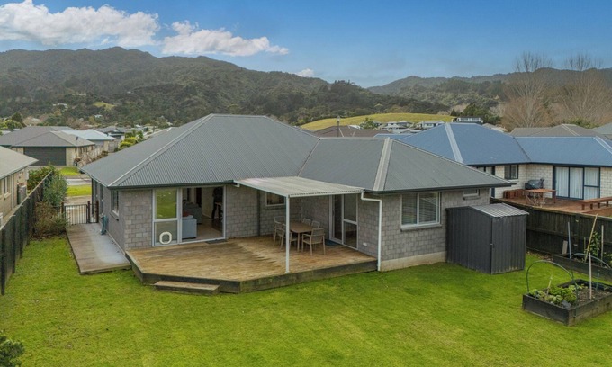 Coromandel Maison | Golden Vista - Coromandel Holiday Home