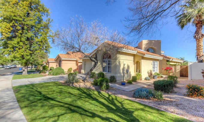 Red Mountain Ranch Maison | Retraite avec vue sur le golf à Mesa.