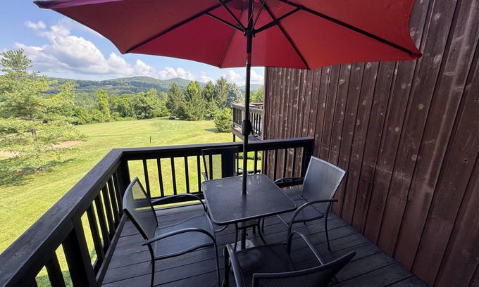Vernon Copropriété | Golf Front | Mtn Views | Updated | Modern | SPA Shower | SPA Tub | 6 - 4