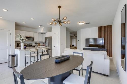 Haverhill Maison | Golf Getaway 6 Mi to Coast Palm Beach Convenience