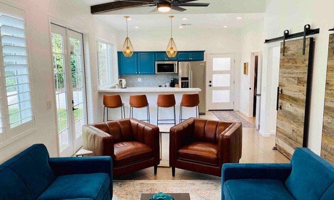 Camelback East Maison | Golf Hiking BOOK NOW Don't miss out!