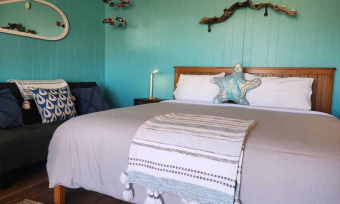 North Lake Maison | Gone Coastal is a Sailor’s Dream